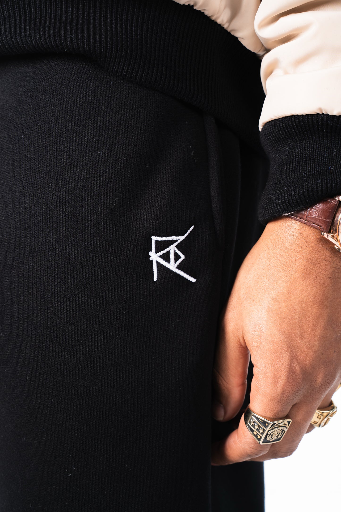 FLEECE LOUNGE PANTS [BLACK]