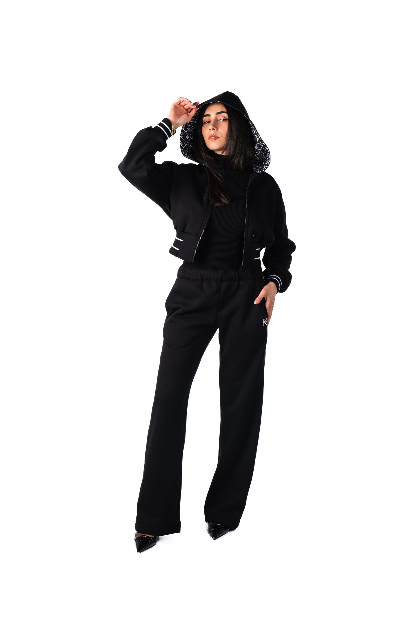 CROPPED HOODIE [BLACK]