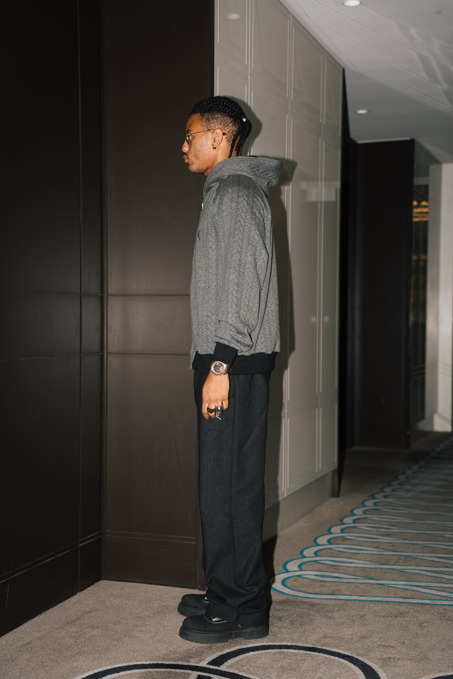 CABLE KNIT HOODIE [GREY]